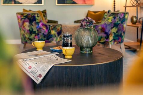 Homeowners lounge